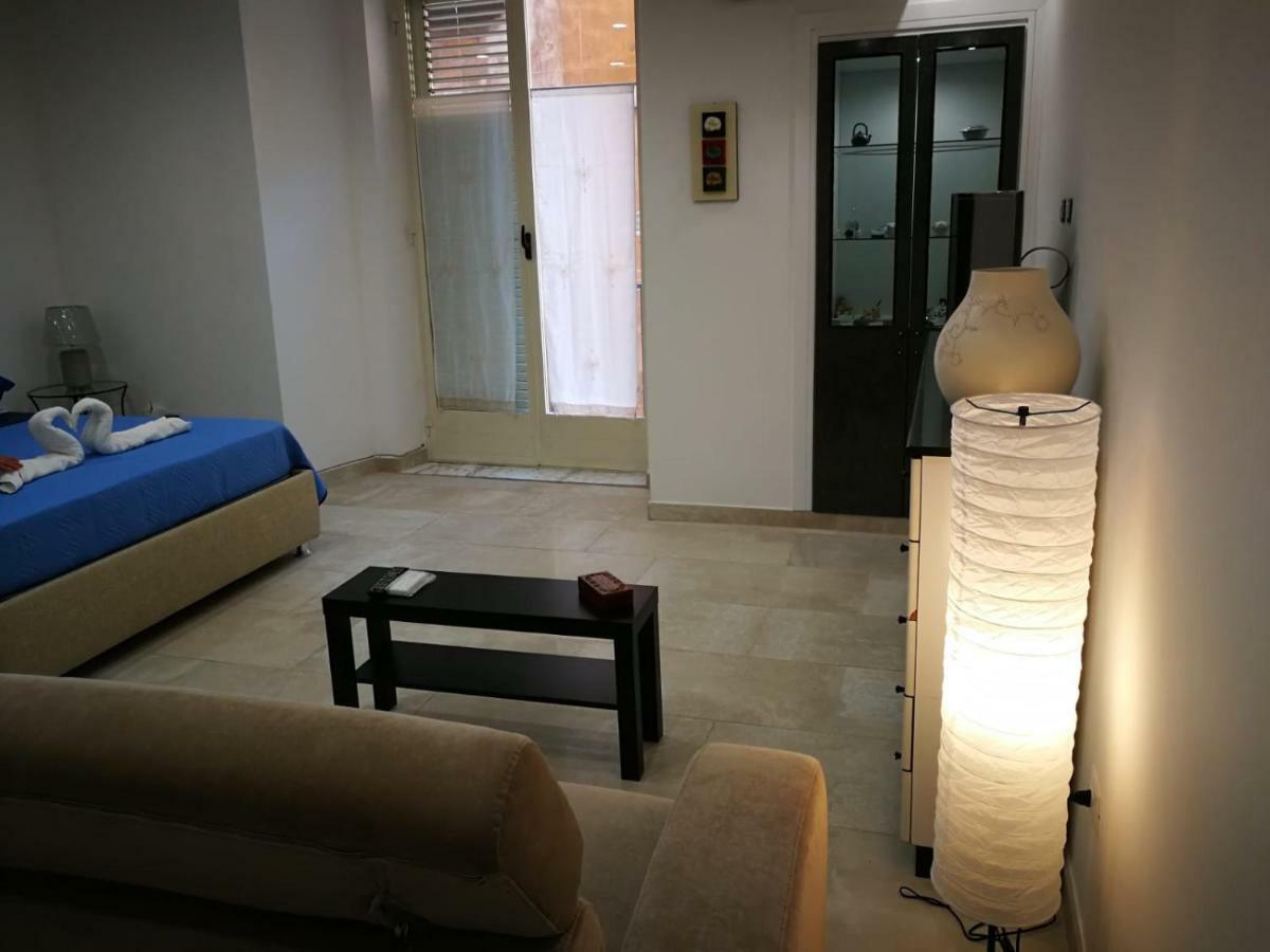 La Stanza Di Chaila Villa Napoli Bagian luar foto